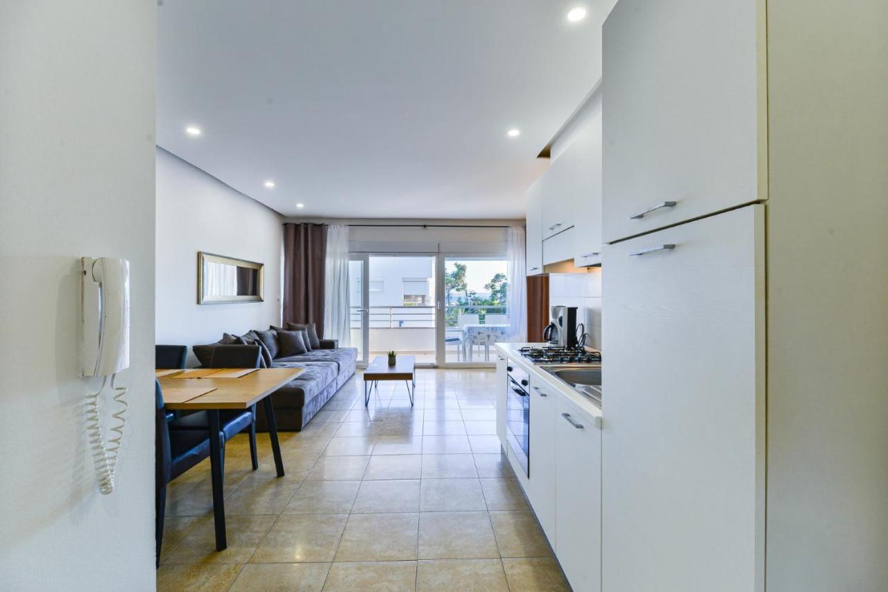 Modern Apartments Punta With Sea View- By Ta Leut Agency Privlaka  Extérieur photo