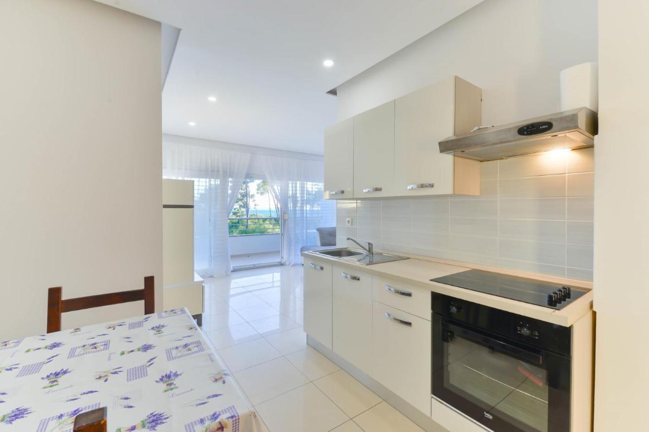 Modern Apartments Punta With Sea View- By Ta Leut Agency Privlaka  Extérieur photo